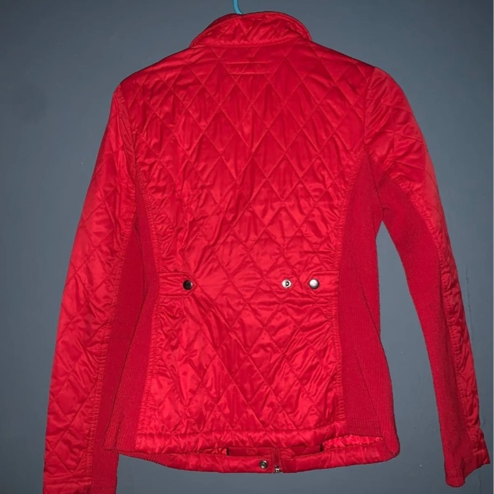 Red jacket - Picture 2 of 3